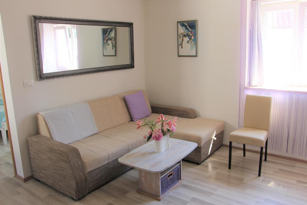 Apartment Marica Медулин Екстериор снимка